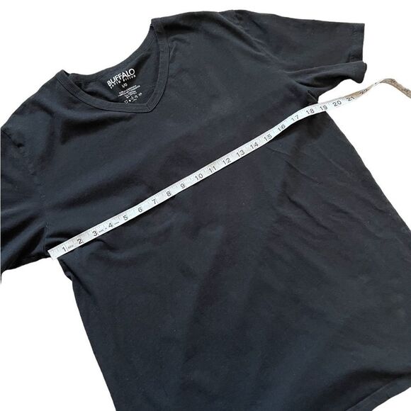 MENS BUFFALO Black Basic V Neck Short Sleeve Tee Shirt L - Picture 6 of 7